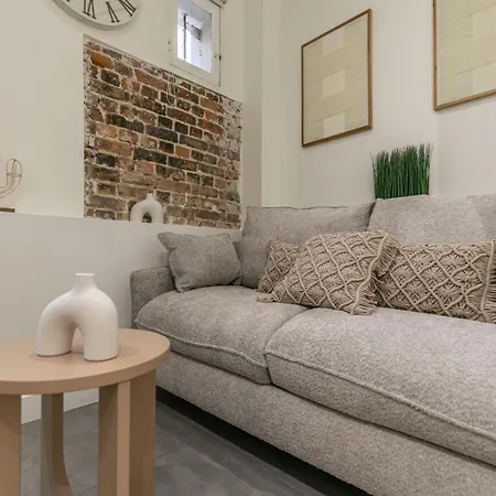 Mba - Splendide - Proche Nation Appartement *